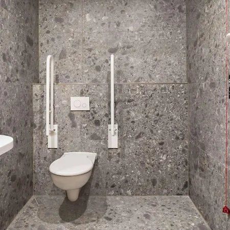Hotel Vienna House Easy By Wyndham Potsdamer Platz 4*
