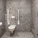 Hotel Vienna House Easy By Wyndham Potsdamer Platz 4*