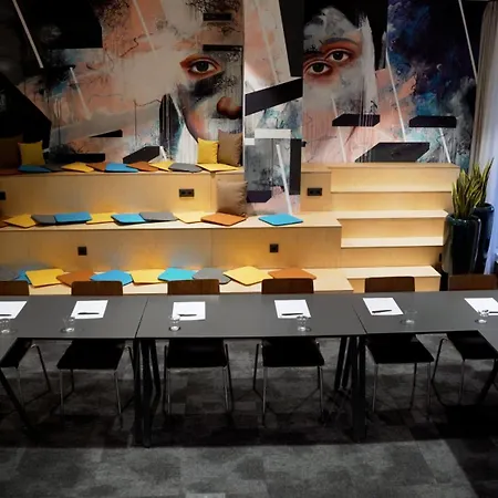 Vienna House Easy By Wyndham Potsdamer Platz Otel 3*