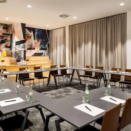 Vienna House Easy By Wyndham Potsdamer Platz Otel