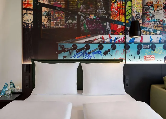 Vienna House Easy By Wyndham Potsdamer Platz 4*