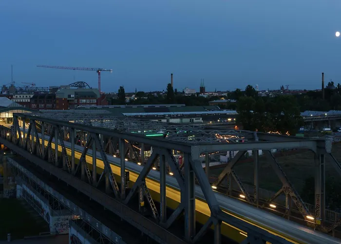 Hotel Vienna House Easy By Wyndham Potsdamer Platz 4*