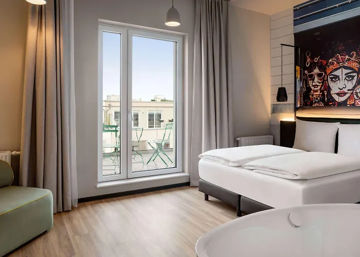 Vienna House Easy By Wyndham Potsdamer Platz Hotel 4*